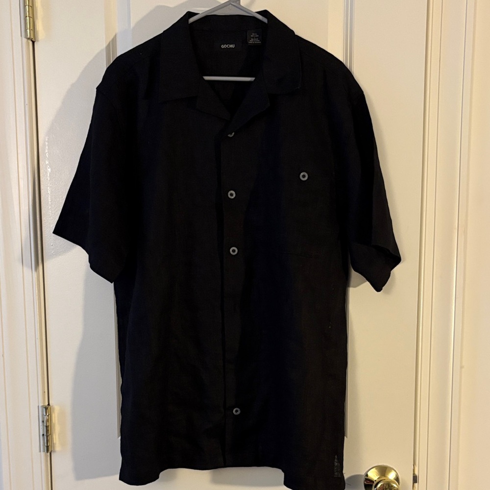 Classic Black Button-Down Short Sleeve Shirt